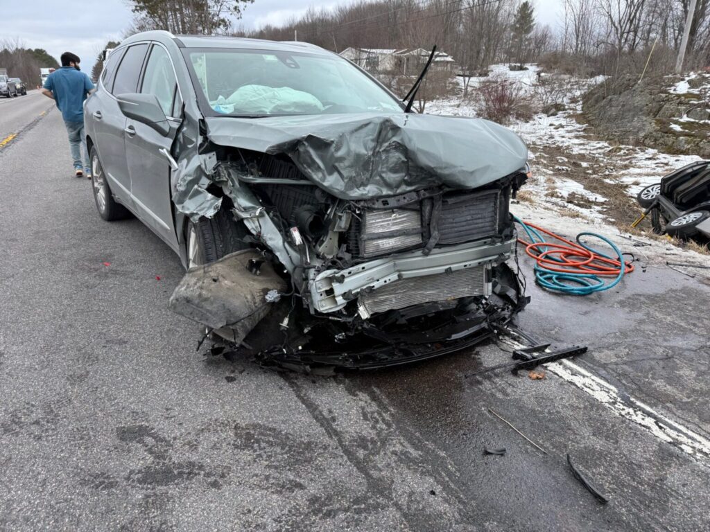 Accident ; Three Injured in Crash Near Antwerp in Jefferson County